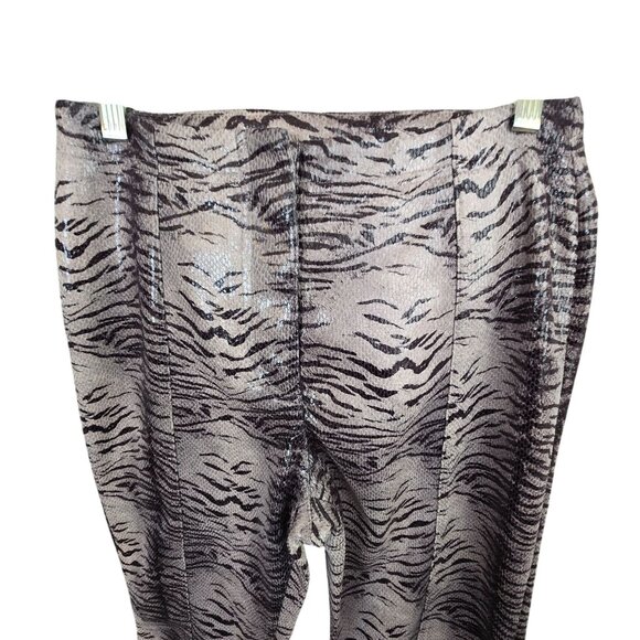 Womans Collusion Animal Print Pants Faux Snakeskin Flare Sz 6 Gray Black JJ4065 - Picture 10 of 11